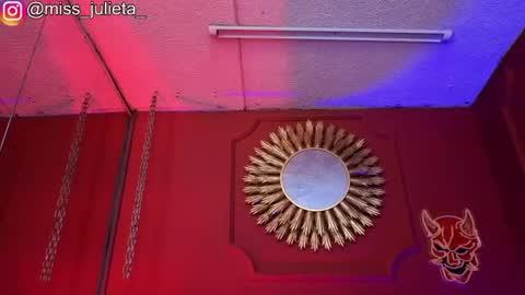  Julieta  online show from 06/13/26, 12:36