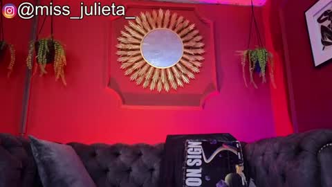  Julieta  online show from 06/25/26, 11:37