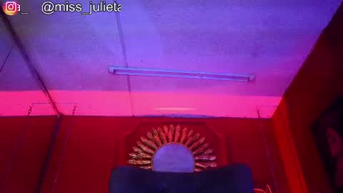  Julieta  online show from 07/28/26, 11:28
