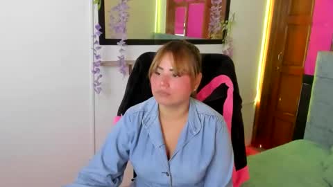 julieta_star69 online show from 06/08/26, 07:25