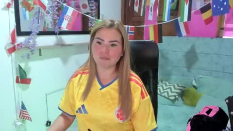 julieta_star69 online show from 07/03/26, 07:09