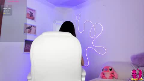 Snapshot of julietabomgv chatting on 10/16/25, 01:50 julietabomgv online show from 10/16/25, 01:50