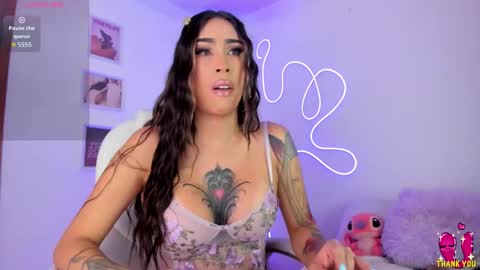 Snapshot of julietabomgv chatting on 10/20/25, 04:46 julietabomgv online show from 10/20/25, 04:46