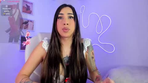 Snapshot of julietabomgv chatting on 03/25/26, 03:23 julietabomgv online show from 03/25/26, 03:23