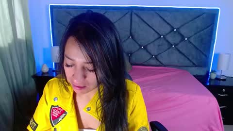 julietacollins06 online show from 09/23/25, 01:03