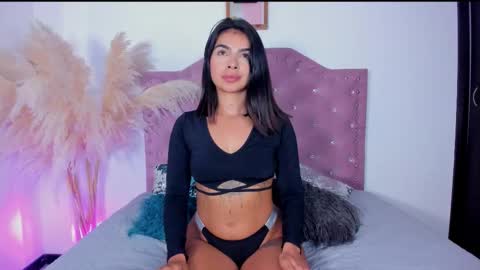 Snapshot of julietagames69 chatting on 09/26/25, 03:21 Julieth Gomez online show from 09/26/25, 03:21