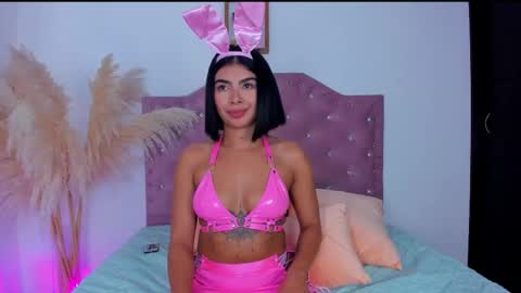 Snapshot of julietagames69 chatting on 11/01/25, 01:51 Julieth Gomez online show from 11/01/25, 01:51