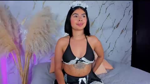 Julieth Gomez online show from 07/10/26, 02:38