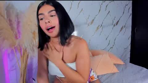 Julieth Gomez online show from 07/15/26, 03:12