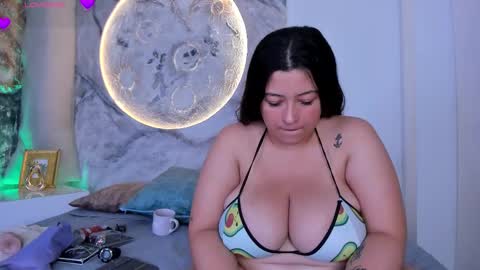 julietakane online show from 12/14/25, 05:02