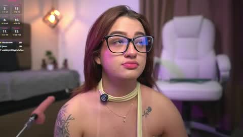 julieth_rojas online show from 05/22/26, 10:04
