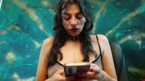 Snapshot of julieth_sex1 chatting on 09/18/25, 09:22 online show from 09/18/25, 09:22