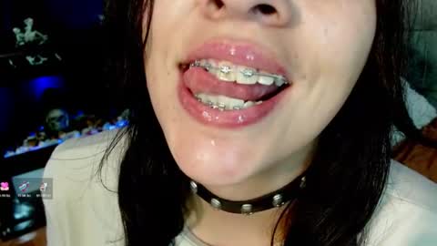    online show from 07/05/26, 09:49
