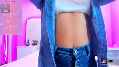 Julieth var online show from 09/16/25, 11:55