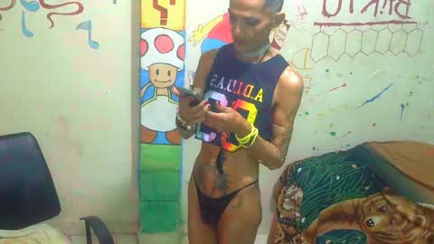 Snapshot of julieth_wolf chatting on 09/17/25, 05:47 Julieth Wolf online show from 09/17/25, 05:47