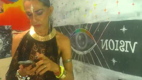 Snapshot of julieth_wolf chatting on 10/12/25, 06:01 Julieth Wolf online show from 10/12/25, 06:01