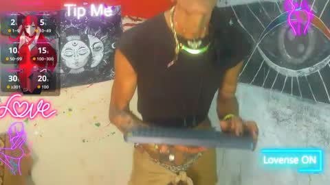 Snapshot of julieth_wolf chatting on 10/16/25, 04:57 Julieth Wolf online show from 10/16/25, 04:57