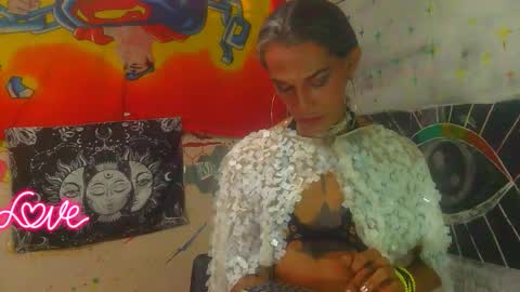 Snapshot of julieth_wolf chatting on 10/18/25, 08:09 Julieth Wolf online show from 10/18/25, 08:09