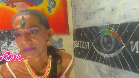 Snapshot of julieth_wolf chatting on 10/21/25, 08:53 Julieth Wolf online show from 10/21/25, 08:53