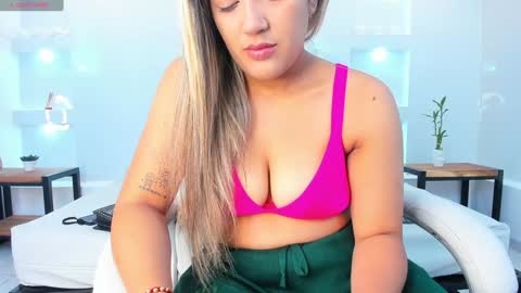 Julietha online show from 01/13/25, 03:45