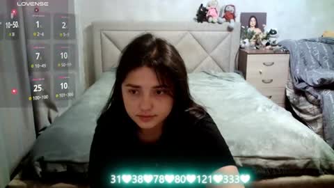 Snapshot of julietkalen chatting on 06/21/26, 05:10 Julietkitty online show from 06/21/26, 05:10