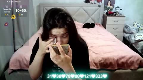 Snapshot of julietkalen chatting on 06/23/26, 05:49 Julietkitty online show from 06/23/26, 05:49