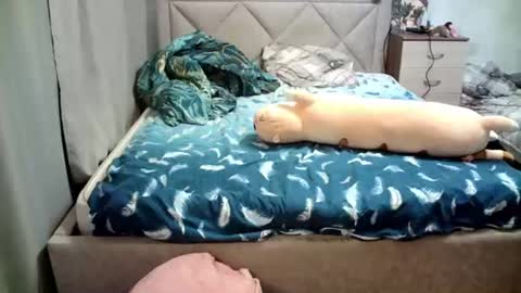 Snapshot of julietkalen chatting on 06/30/26, 04:57 Julietkitty online show from 06/30/26, 04:57