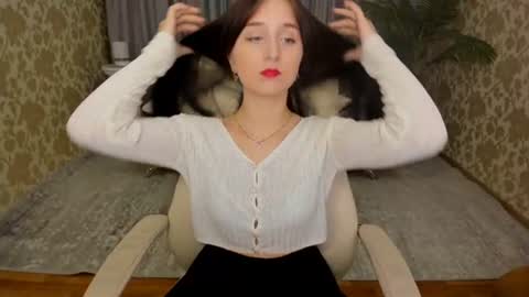 Snapshot of julietmonli chatting on 11/01/25, 07:38 julietmonli online show from 11/01/25, 07:38