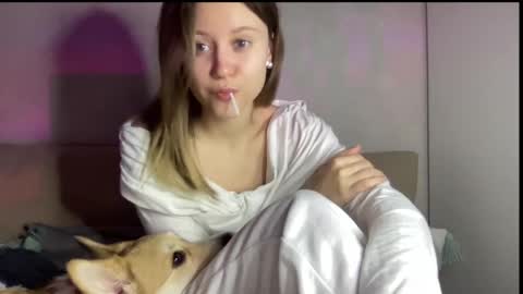 julietsensation online show from 01/28/25, 04:08
