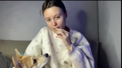 julietsensation online show from 02/04/25, 06:27