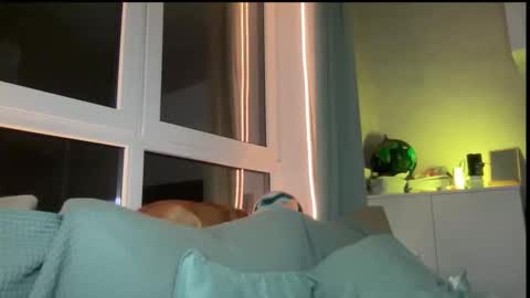 julietsensation online show from 02/18/25, 06:26