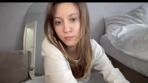 julietsensation online show from 09/11/25, 01:11