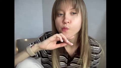 julietsensation online show from 09/12/25, 01:44