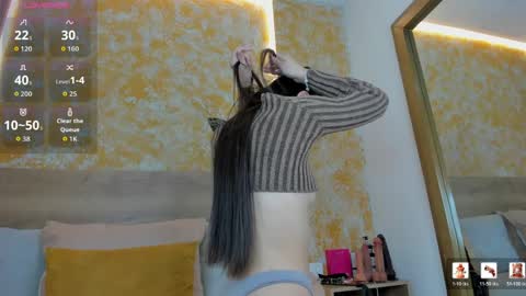 Snapshot of julietta_pink chatting on 04/01/26, 12:06 Julieta online show from 04/01/26, 12:06