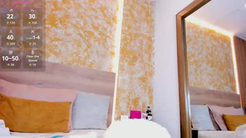 Snapshot of julietta_pink chatting on 04/01/26, 01:41 Julieta online show from 04/01/26, 01:41