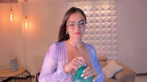 JULIETTA online show from 02/28/25, 06:20