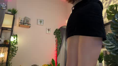 Julie online show from 12/16/24, 04:05