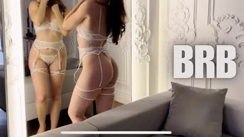 Julie online show from 02/11/25, 07:05