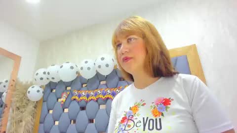 juliette_pretty_ online show from 06/30/26, 07:04