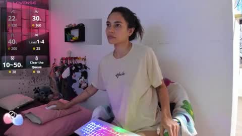 Snapshot of juliette_sweet05 chatting on 09/26/25, 11:25 juliette online show from 09/26/25, 11:25