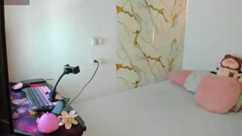 juliette online show from 07/15/26, 05:07