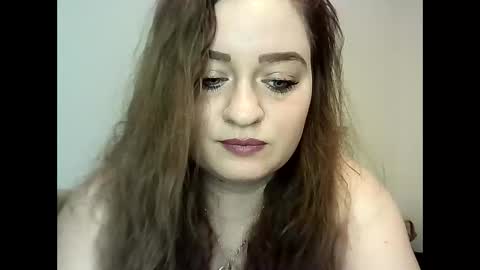 Snapshot of julietteanne2 chatting on 02/26/26, 05:06 Anne online show from 02/26/26, 05:06