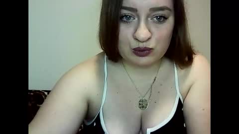 Snapshot of julietteanne2 chatting on 03/02/26, 12:34 Anne online show from 03/02/26, 12:34