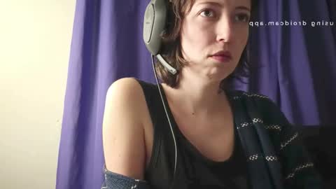 Snapshot of julietxxx03 chatting on 06/06/26, 05:12 julietxxx03 online show from 06/06/26, 05:12