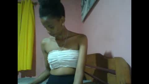 juliexexy online show from 12/21/24, 03:53