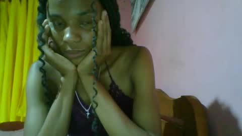 juliexexy online show from 12/25/24, 07:34