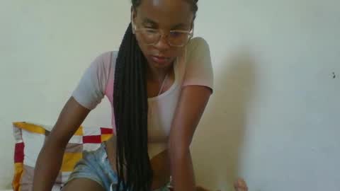 juliexexy online show from 02/10/25, 09:58