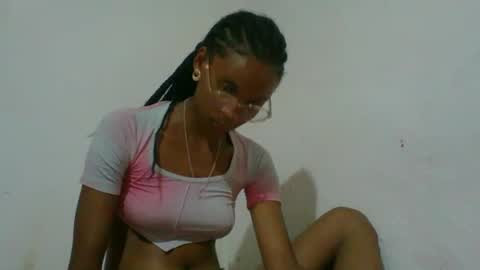juliexexy online show from 02/10/25, 07:07