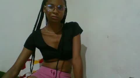 juliexexy online show from 02/11/25, 11:12