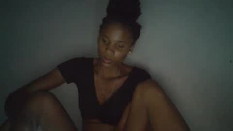 juliexexy online show from 02/12/25, 04:33